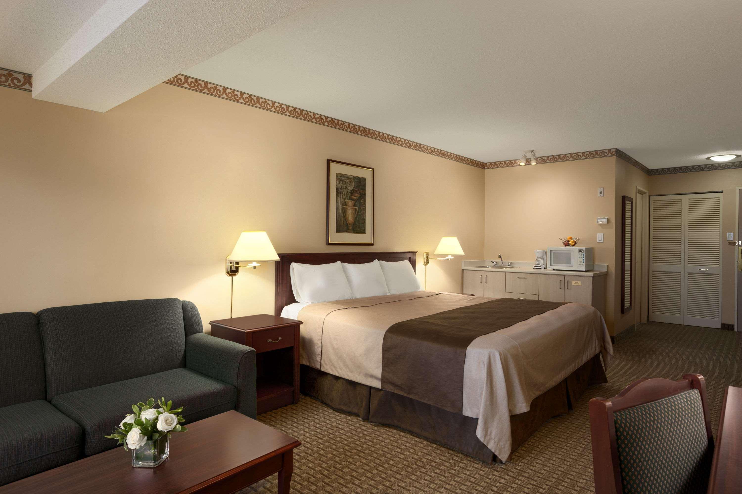 Travelodge By Wyndham Ottawa West Exteriér fotografie