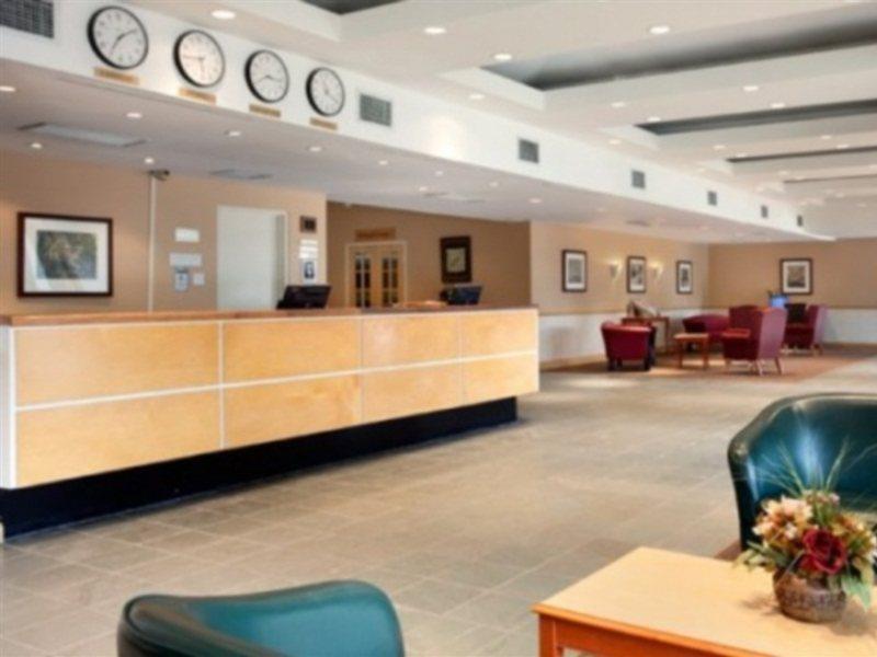 Travelodge By Wyndham Ottawa West Exteriér fotografie